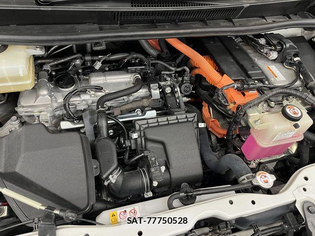 Toyota ESQUIRE 2018-06 7020424-12