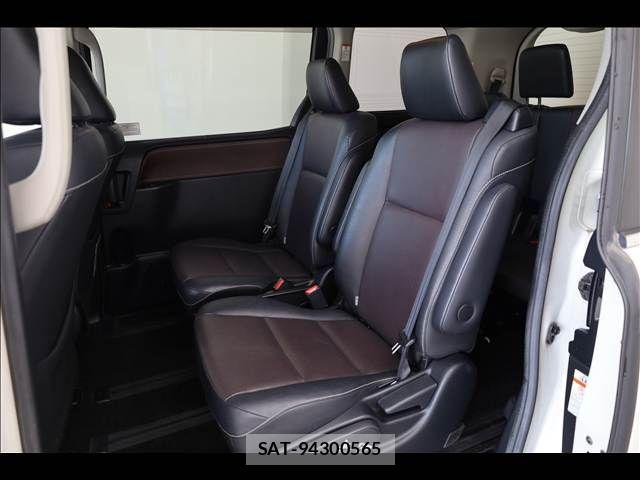 Toyota ESQUIRE 2015-05 7020427-17
