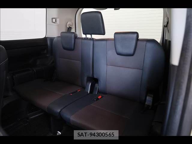 Toyota ESQUIRE 2015-05 7020427-18