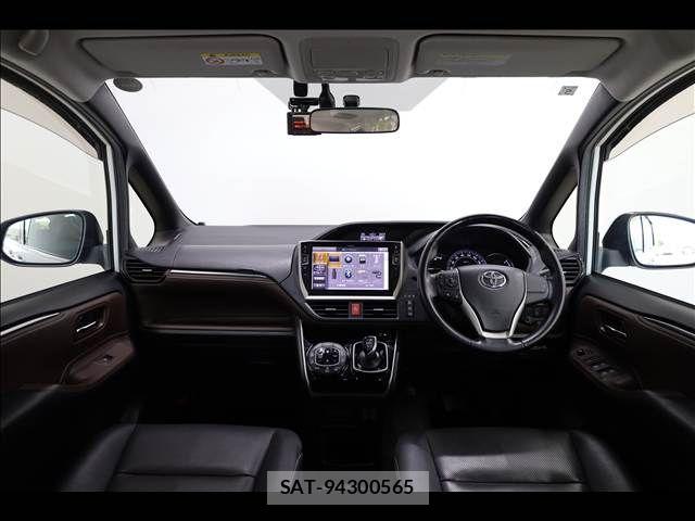 Toyota ESQUIRE 2015-05 7020427-2
