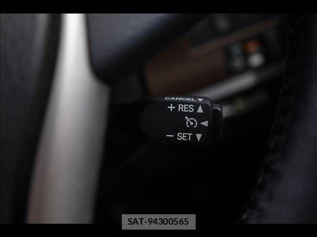 Toyota ESQUIRE 2015-05 7020427-8