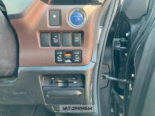Toyota ESQUIRE 2014-11 7020428-13