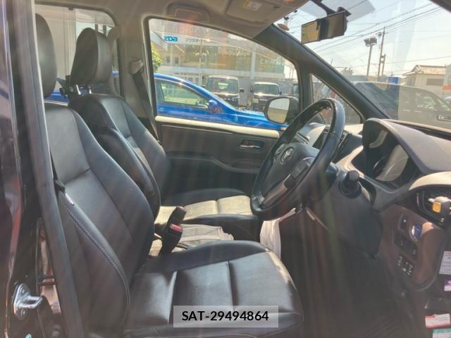 Toyota ESQUIRE 2014-11 7020428-14