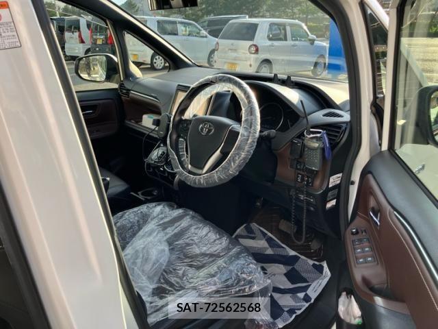Toyota ESQUIRE 2015-01 7058436-8