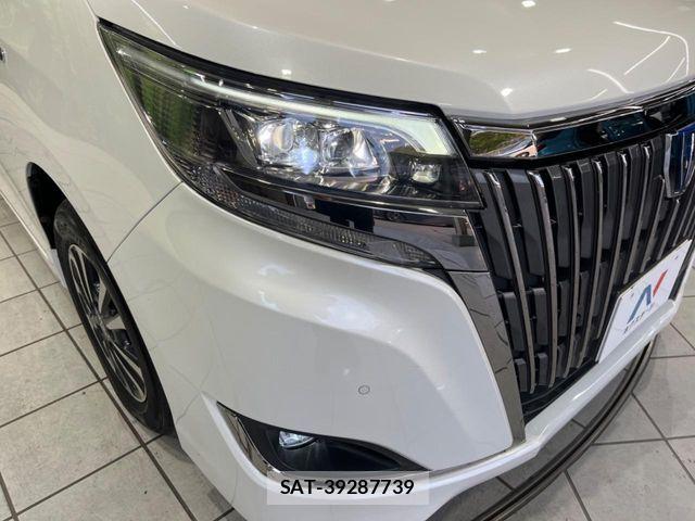 Toyota ESQUIRE 2020-02 7058428-12