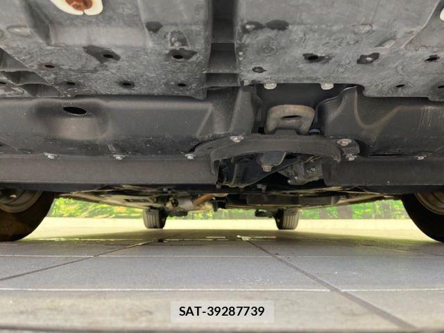 Toyota ESQUIRE 2020-02 7058428-19