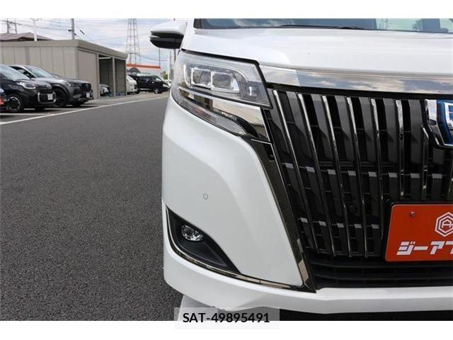 Toyota ESQUIRE 2019-09 7218171-25