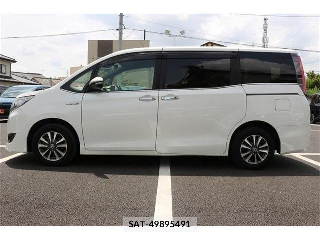 Toyota ESQUIRE 2019-09 7218171-8