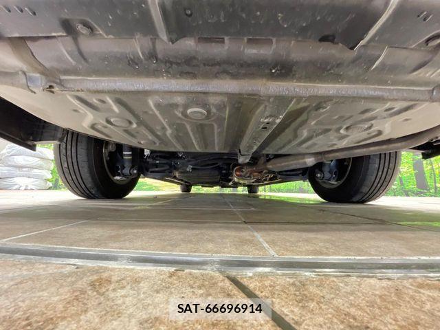 Toyota ESQUIRE 2018-07 7218163-18