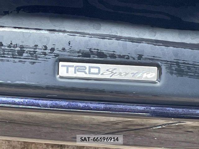 Toyota ESQUIRE 2018-07 7218163-2
