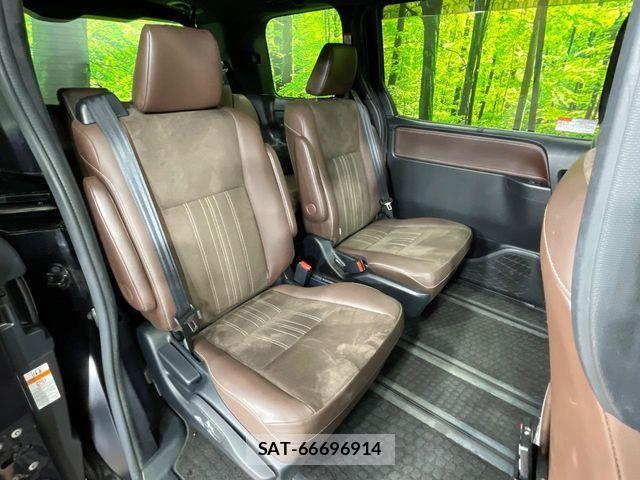 Toyota ESQUIRE 2018-07 7218163-8