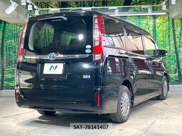 Toyota ESQUIRE 2015-12 7218144-17