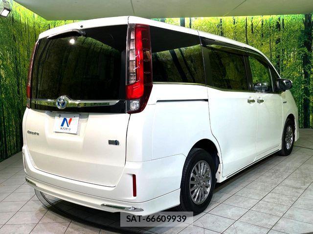 Toyota ESQUIRE 2015-07 7218143-17