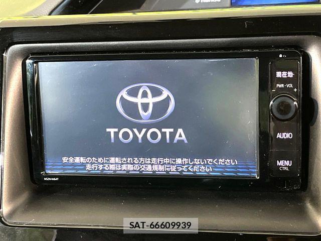 Toyota ESQUIRE 2015-07 7218143-2