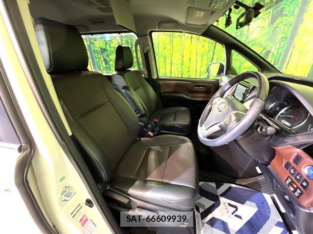 Toyota ESQUIRE 2015-07 7218143-7
