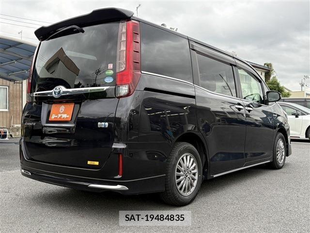 Toyota ESQUIRE 2014-11 7218146-9