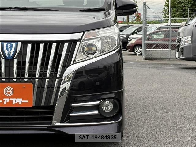Toyota ESQUIRE 2014-11 7218146-14