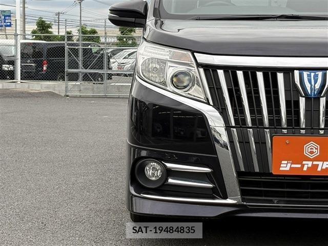 Toyota ESQUIRE 2014-11 7218146-16