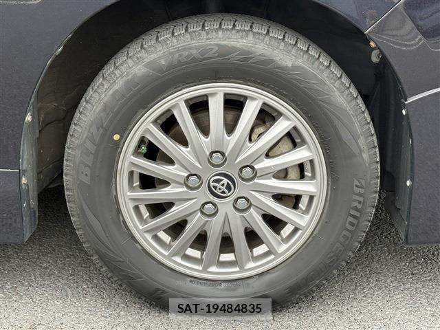 Toyota ESQUIRE 2014-11 7218146-22