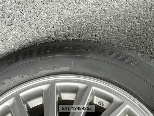 Toyota ESQUIRE 2014-11 7218146-26