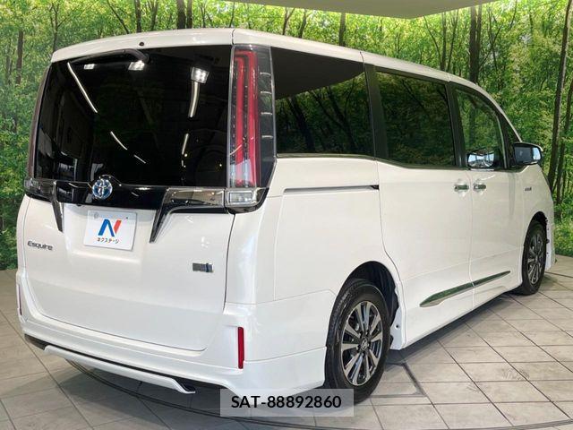 Toyota ESQUIRE 2017-09 7218153-16