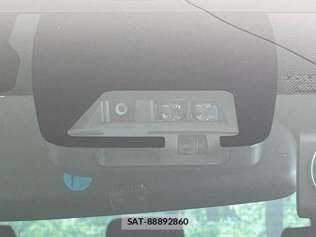 Toyota ESQUIRE 2017-09 7218153-5