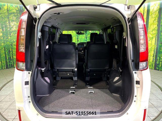 Toyota ESQUIRE 2015-11 7218147-9