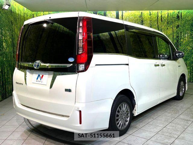 Toyota ESQUIRE 2015-11 7218147-16