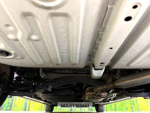 Toyota ESQUIRE 2015-11 7218147-18