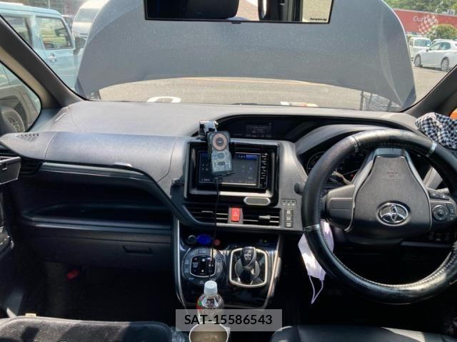Toyota ESQUIRE 2016-05 7218150-12