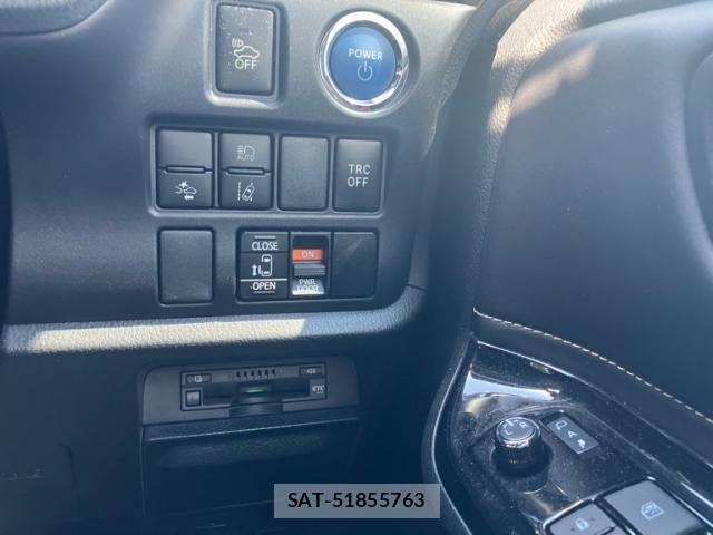 Toyota ESQUIRE 2018-03 7218161-23