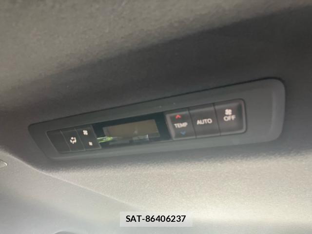 Toyota ESQUIRE 2018-03 7218160-22