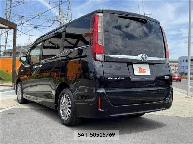 Toyota ESQUIRE 2017-06 7218154-12