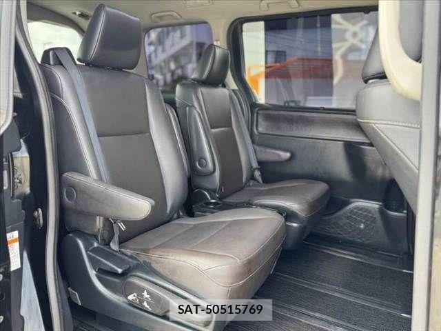 Toyota ESQUIRE 2017-06 7218154-18