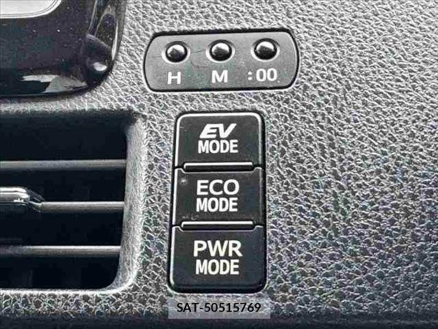 Toyota ESQUIRE 2017-06 7218154-27
