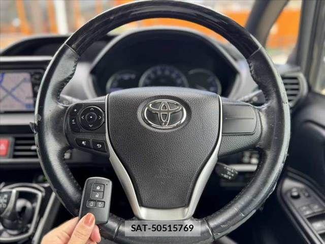 Toyota ESQUIRE 2017-06 7218154-6