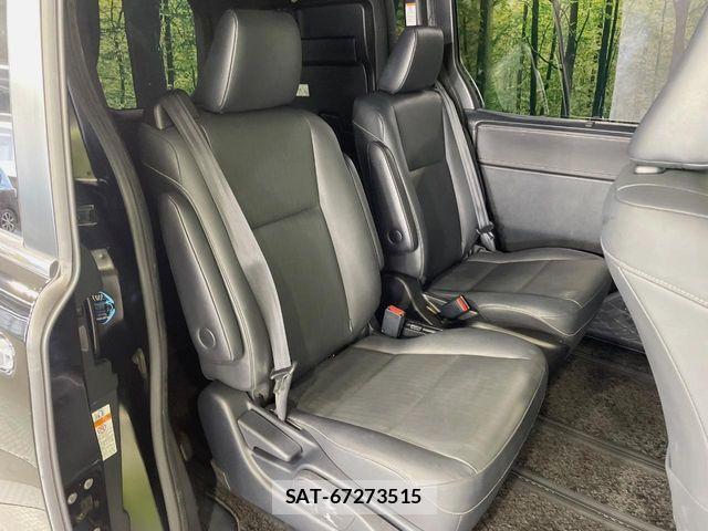 Toyota ESQUIRE 2016-08 7218145-8