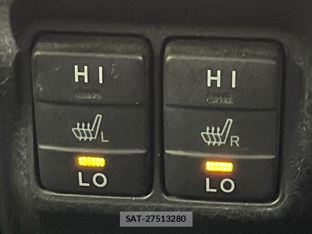 Toyota ESQUIRE 2019-04 7250729-6