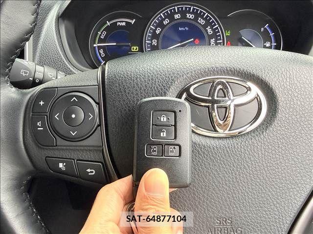 Toyota ESQUIRE 2018-09 7271861-17
