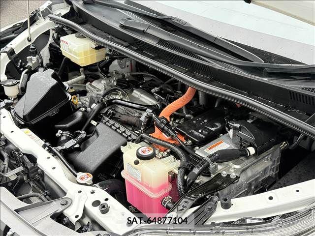 Toyota ESQUIRE 2018-09 7271861-19