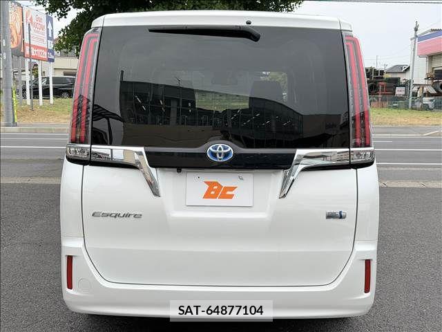 Toyota ESQUIRE 2018-09 7271861-22