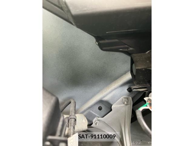 Toyota ESQUIRE 2017-07 7326950-11