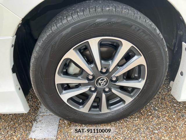 Toyota ESQUIRE 2017-07 7326950-4