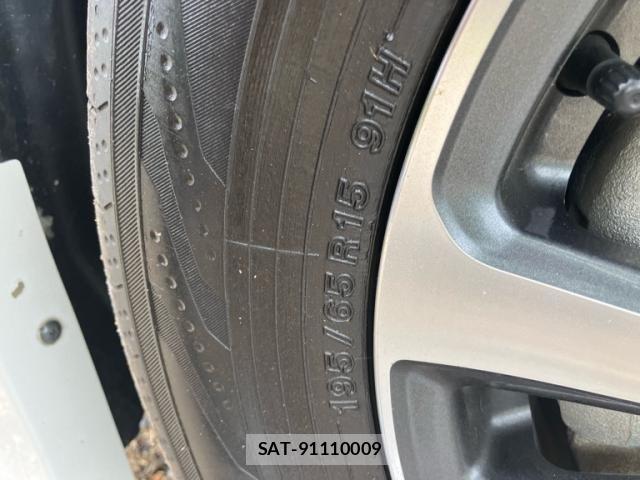 Toyota ESQUIRE 2017-07 7326950-5