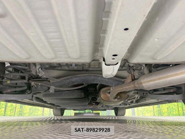 Toyota ESQUIRE 2017-12 7326943-19