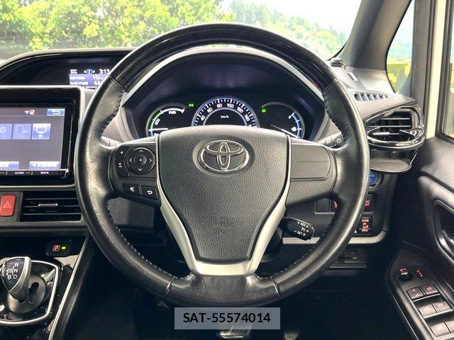 Toyota ESQUIRE 2015-04 7326946-11