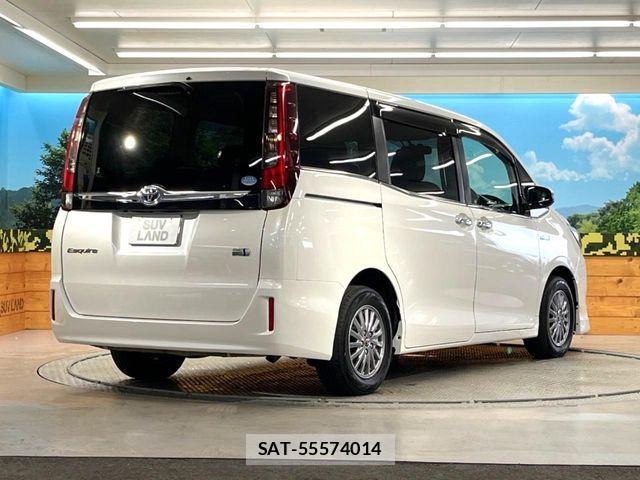 Toyota ESQUIRE 2015-04 7326946-17