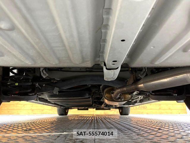 Toyota ESQUIRE 2015-04 7326946-19