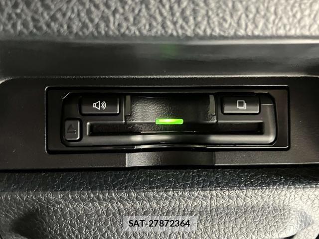 Toyota ESQUIRE 2017-07 7332686-13