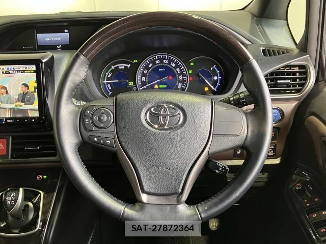 Toyota ESQUIRE 2017-07 7332686-16